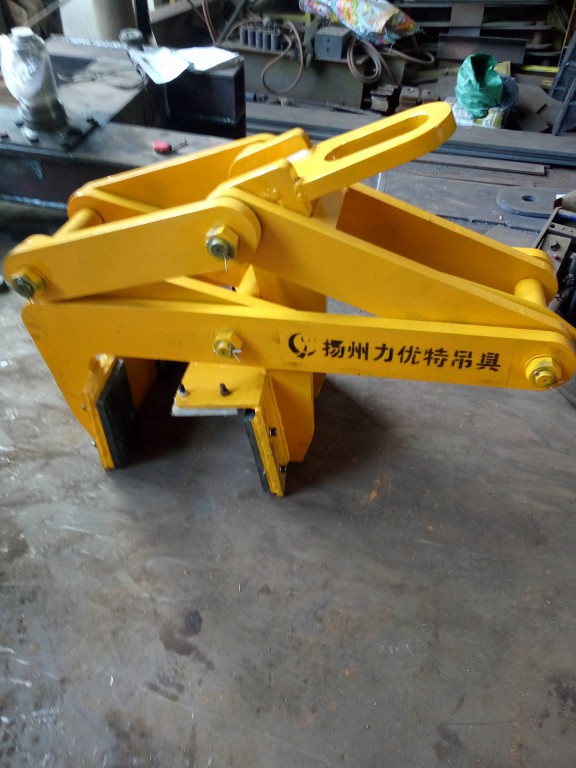 管片入水吊具